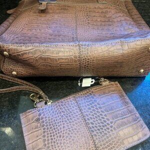 NWT Passage Genuine Leather Embossed Croc Purse and Wristlet Set